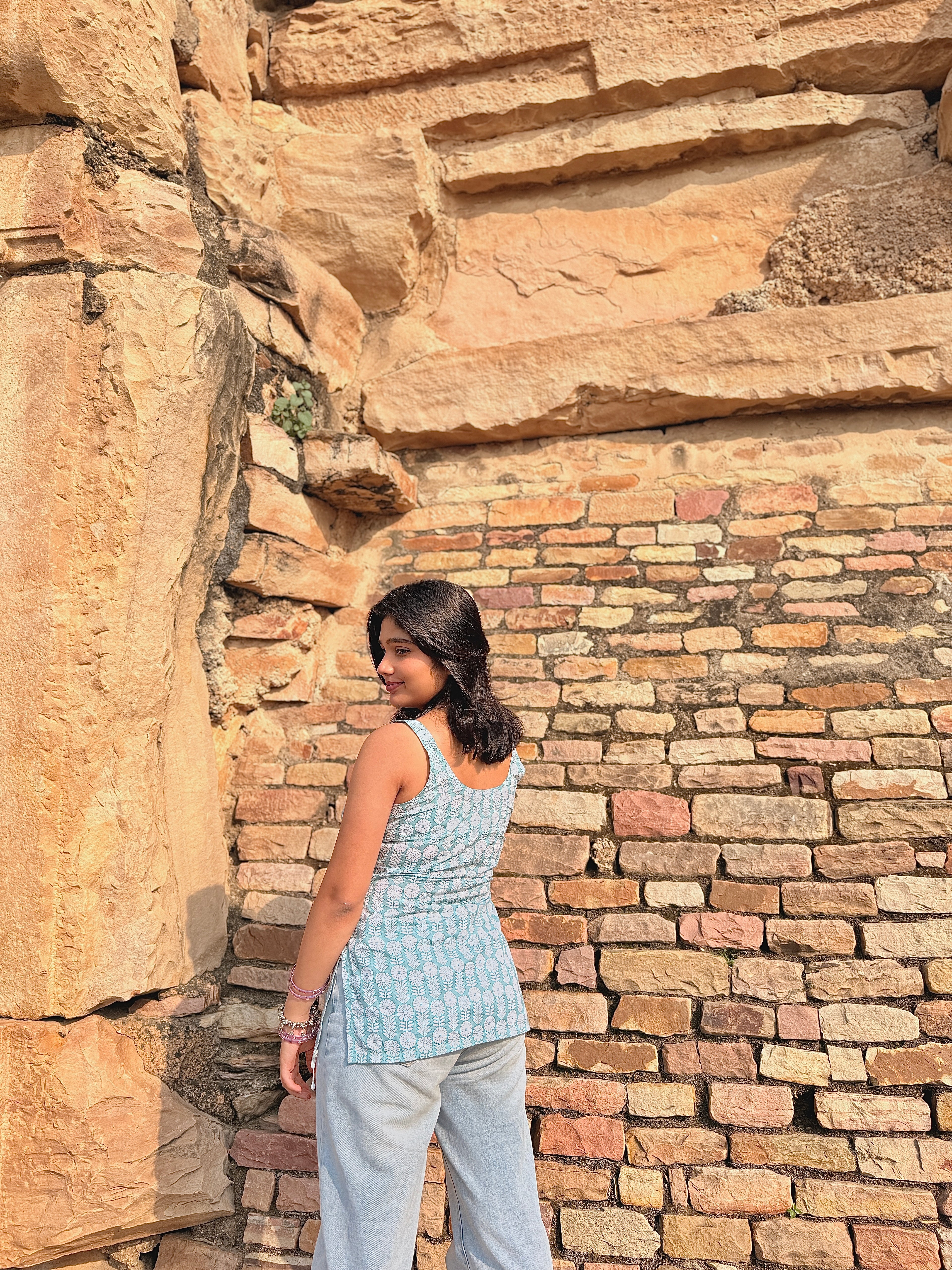 assu kurti